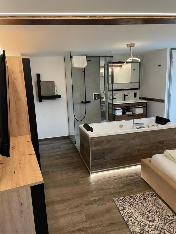 Flow Apartments Trogmann Living - Open Space เมราโน ภายนอก รูปภาพ