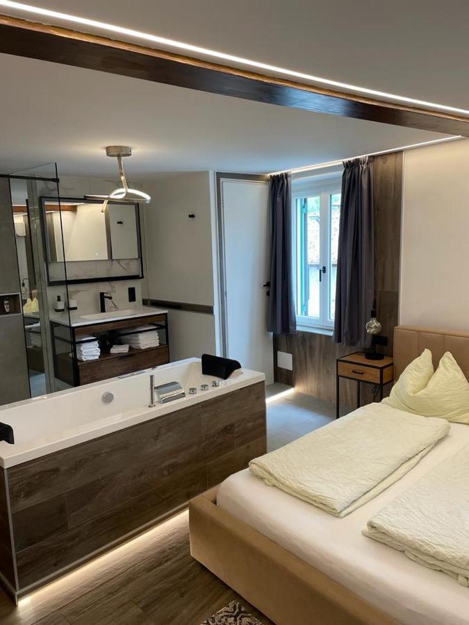 Flow Apartments Trogmann Living - Open Space เมราโน ภายนอก รูปภาพ