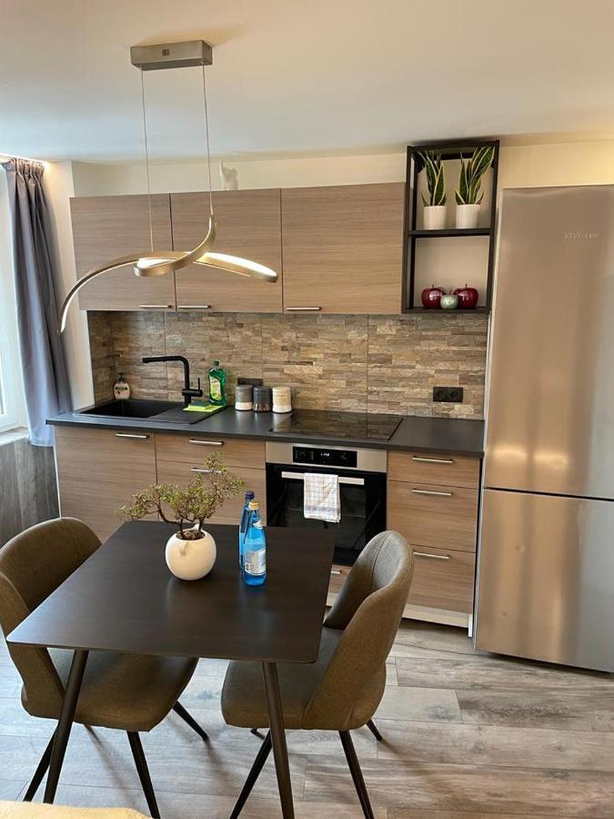 Flow Apartments Trogmann Living - Open Space เมราโน ภายนอก รูปภาพ
